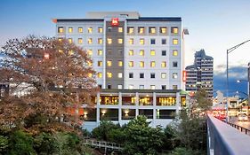 Ibis Hamilton Tainui